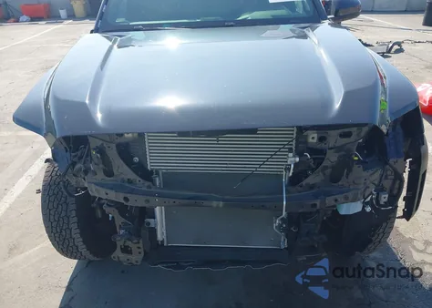 2025 Toyota Tacoma Trd Off Road 4Wd from USA, damaged, VIN 3TMLB5JN7SM104371